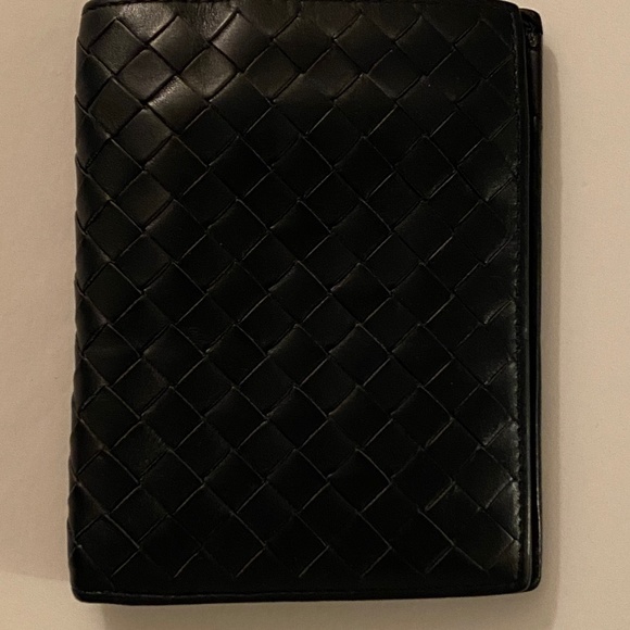 Bottega Veneta Men's Wallet - Authentic